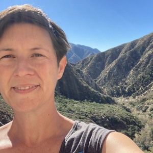 Meet your Posher, Elyse